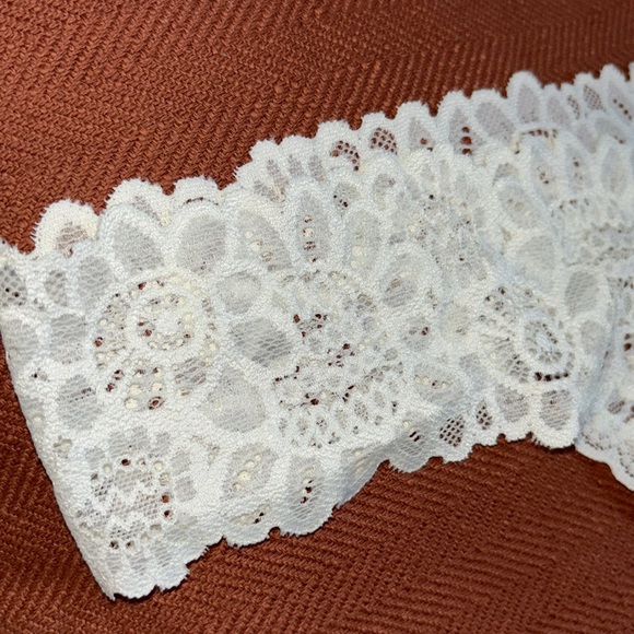 NWT Aerie Soft Lace Thong Panties - Picture 6 of 6